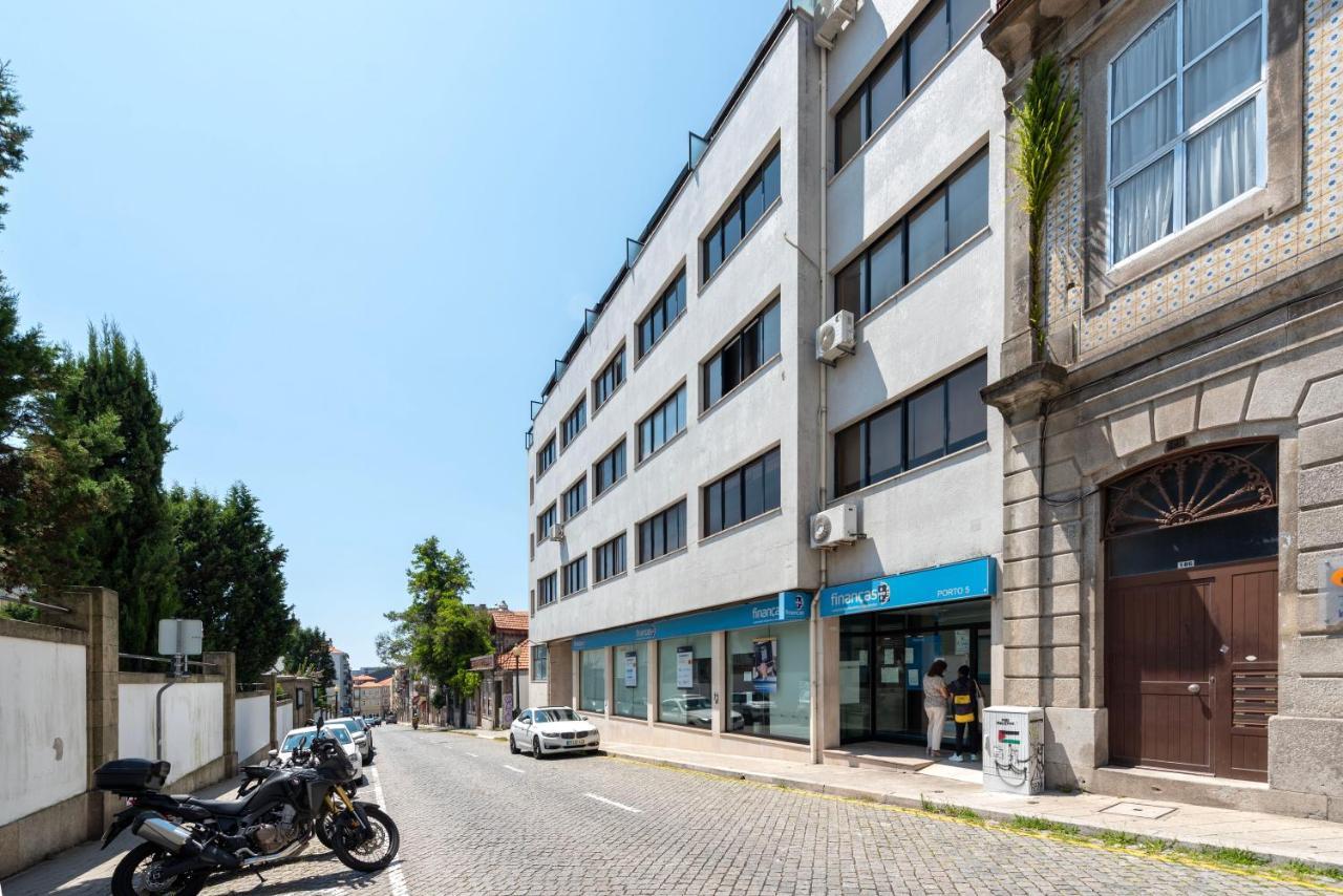 Doispontozero Bragas Apartment Porto Luaran gambar